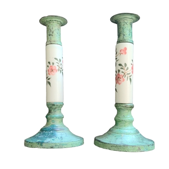 Pair of green metal and painted porcelain - Picture 1 of 10